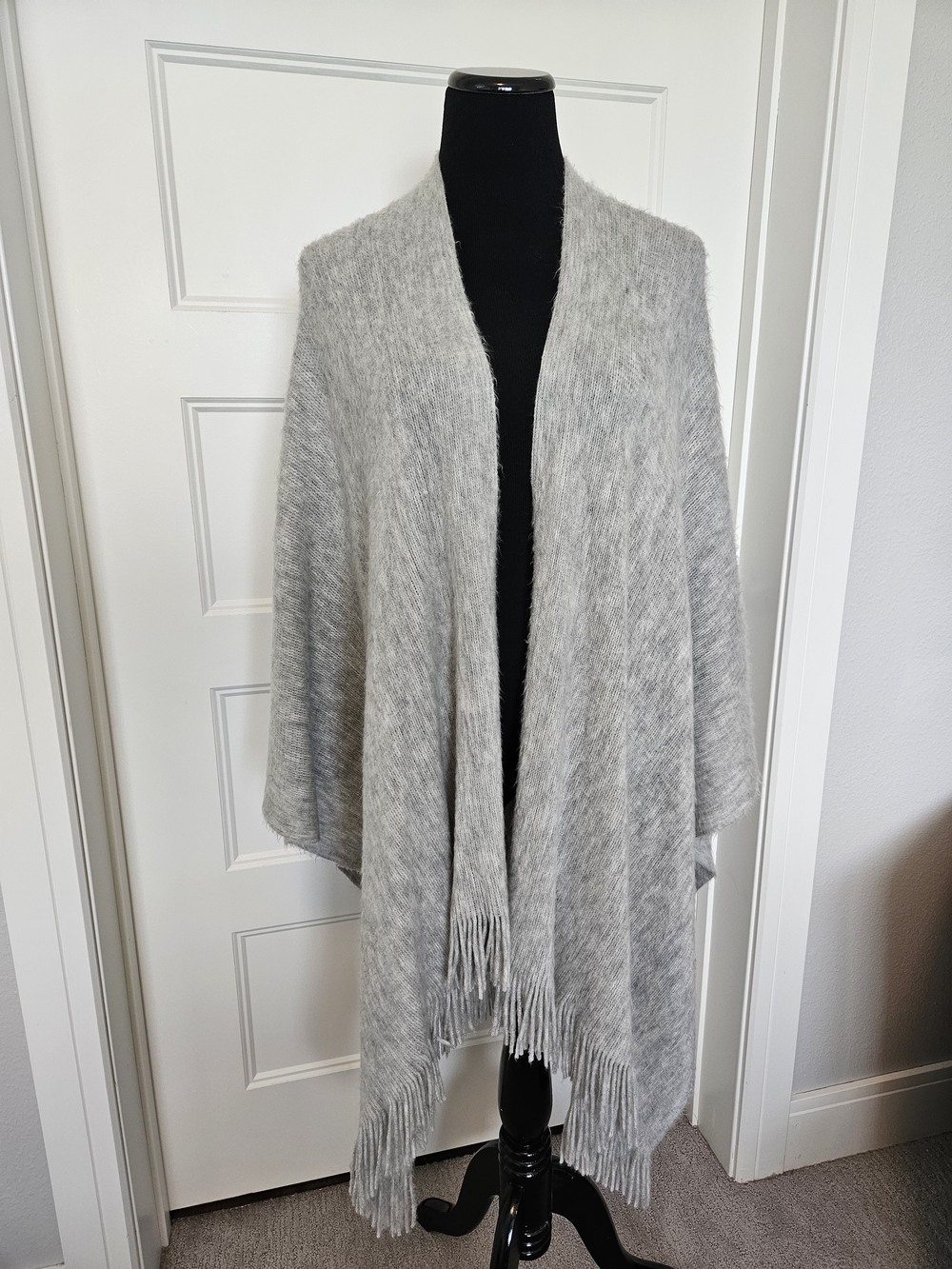 Women's Light Gray Fringe Open-Front Sweater Wrap